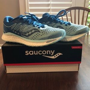 Women’s Saucony Freedom 3 Size 7